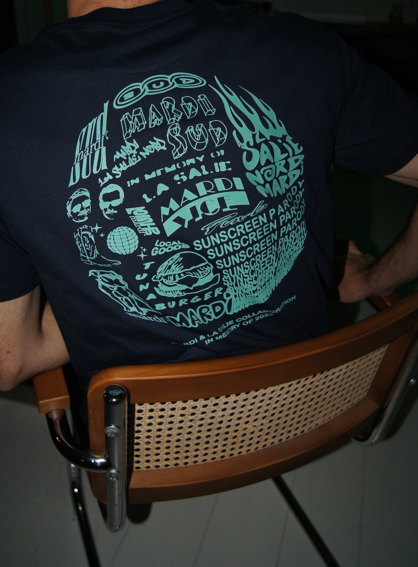 GRAPHIC Tee Shirt - Navy/Green Water
